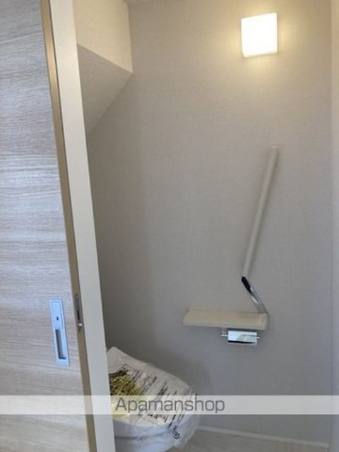 ｄｗｅｌｌ上北沢　Ａ棟[2LDK/61.25m2]のトイレ