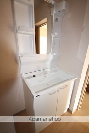 しゃんぐりらひる[2LDK/57m2]の洗面所