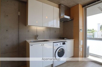 東京都渋谷区桜丘町[1R/23.96m2]の内装2