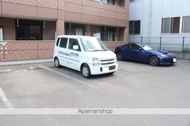 アルファルドのその他写真