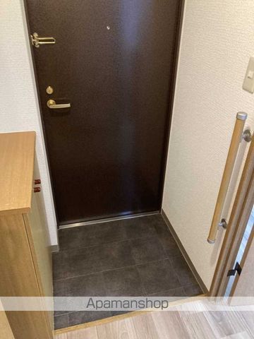 シャイニングライブIIIの内装写真