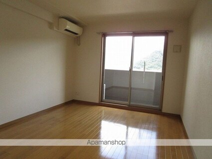 タロックス新居浜[2LDK/64.26m2]のリビング・居間