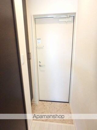 フェリス[1R/36.66m2]の玄関