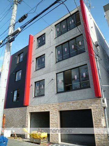 札幌市南北線 北２４条駅 徒歩8分 4階建 築17年の外観写真