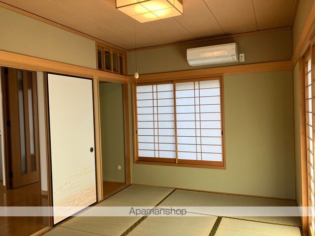 本郷2丁目貸家 K-H084の内装写真