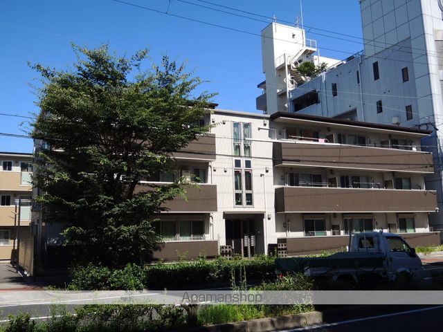 シャルムC棟の外観写真