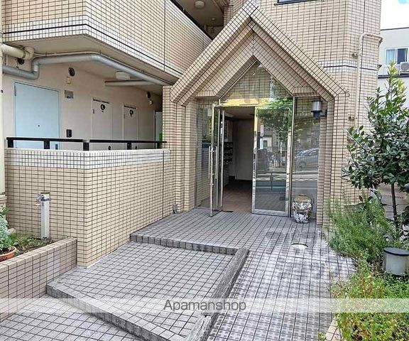 ハイツ三の宮の玄関写真