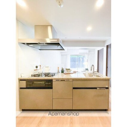 コンフォリア・リヴ東中野[2LDK/53.28m2]のキッチン