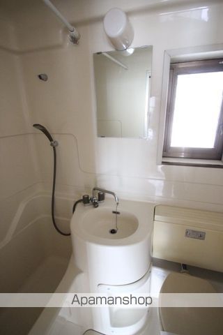 免出ビルの内装写真