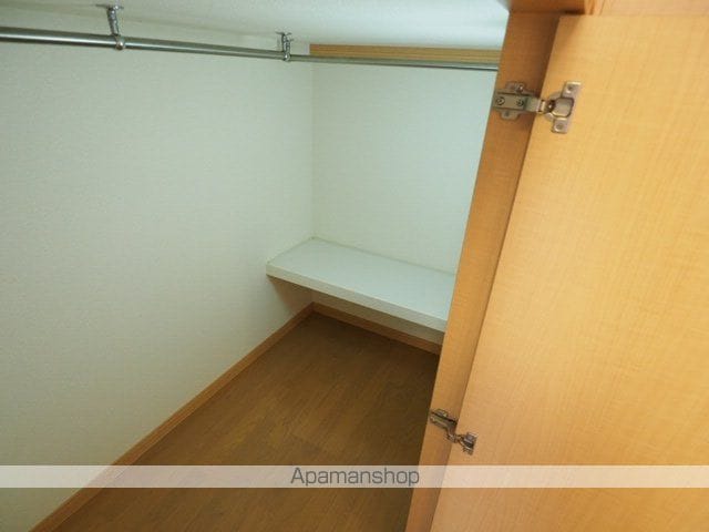 レオパレスレヴェルベールVの内装写真