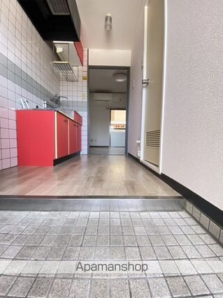 ロイヤル東雲[1K/18m2]の玄関