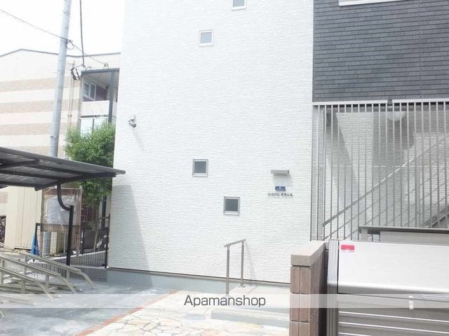 クレイノ湘南辻堂の玄関写真