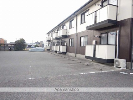 セレクト川内　Ａ棟[2LDK/55.32m2]の駐車場