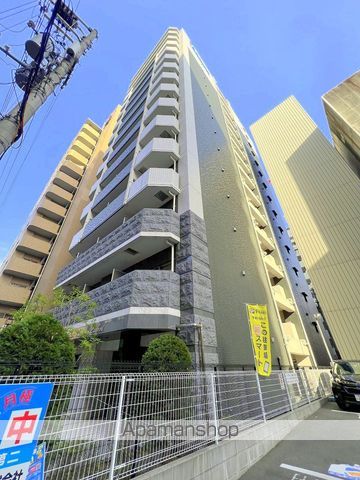 プレサンス江戸堀の外観写真