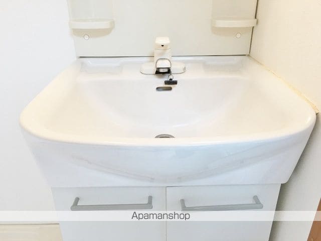 リファレンス中央町の内装写真
