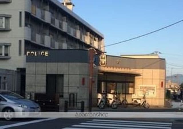 アベニールKAIの玄関写真