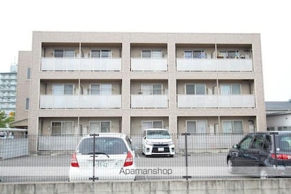 香川県高松市伏石町[1K/32.04m2]の外観4