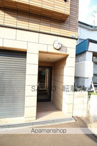 MKコート元町の玄関写真