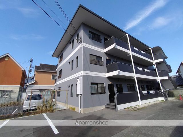 トモエマンションの外観写真