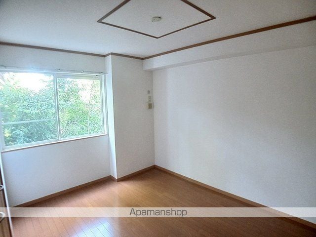 エターナルの内装写真