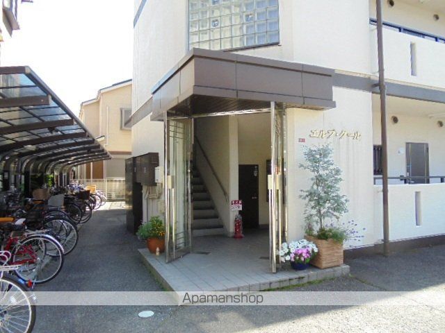 エルブ・クールの玄関写真