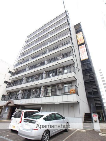 ルーブル4条館の外観写真