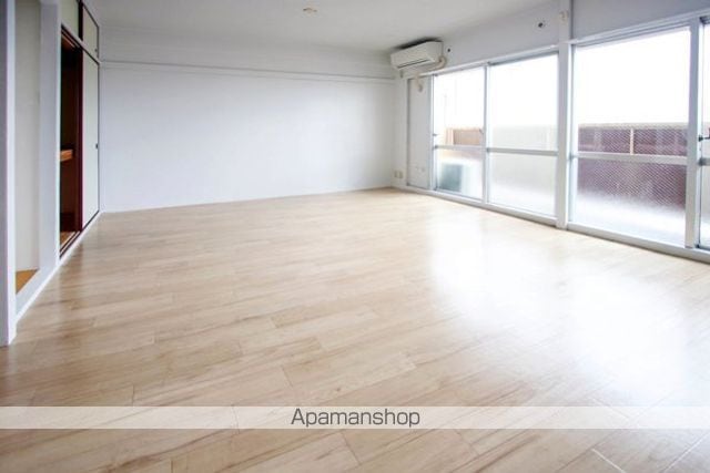 ビレッジハウス南清水タワー1号棟の内装写真