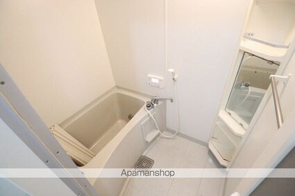 ＲＯＹＡＬ　ＧＡＲＤＥＮ　ＣＡＳＡＨＡＲＡ[2LDK/67.53m2]のバス