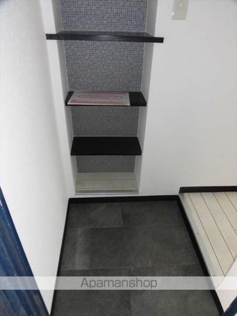 和歌山県和歌山市大谷[1LDK/39.69m2]の玄関
