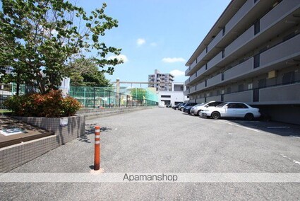 広島県広島市安佐南区西原２丁目[1K/19.02m2]の駐車場2