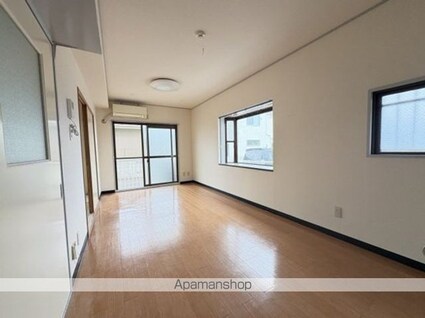 サンライズ西川[2LDK/48.6m2]のリビング・居間