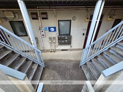 ペアヒル高幡Ⅱ[2DK/33.88m2]のロビー