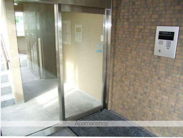 ラオム21の玄関写真