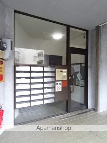 エバーグリーンプレイスの玄関写真
