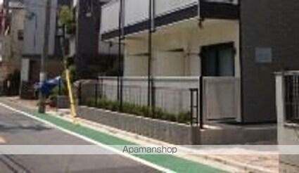 レオパレスカローレ[1K/20.81m2]のエントランス3
