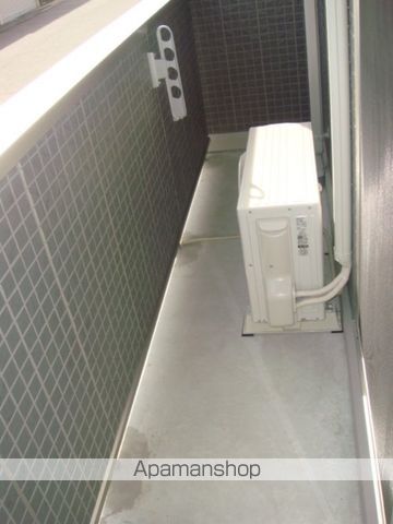 アウトゥーノ尾張部の内装写真