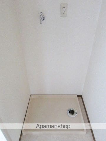 ユートピア長谷川A棟の内装写真