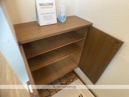 シャルム　Ａ[2DK/40m2]の玄関