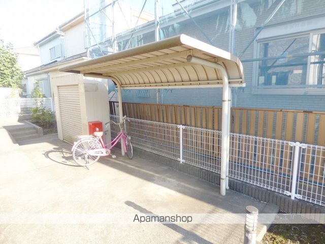 レオパレスル シェルAの外観写真