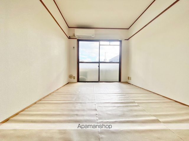 プレアール庚午中の内装写真