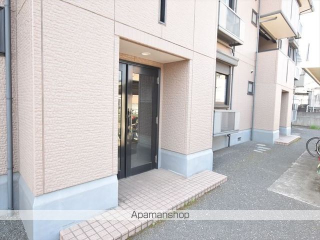 ハイカムールの玄関写真