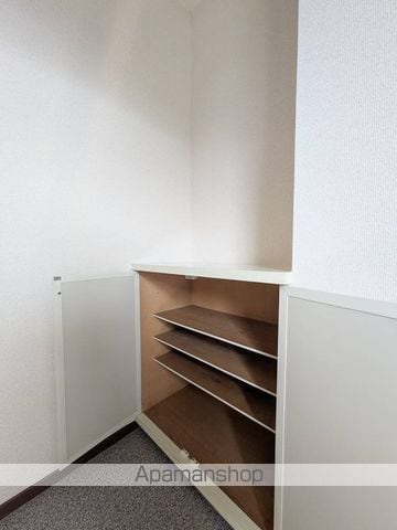 アルファ千草瀬戸の内装写真