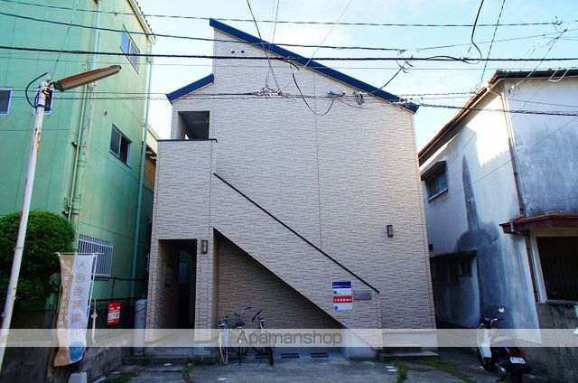 コーポ博多駅南の外観写真