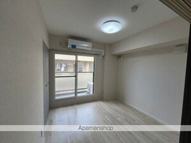 VERTICAL 18の内装写真