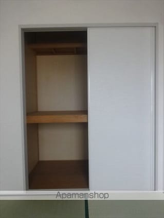 和歌山県和歌山市小雑賀２丁目[3DK/50.9m2]の収納