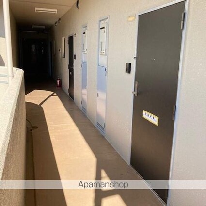 バローゼ７[1LDK/37.98m2]のエントランス1