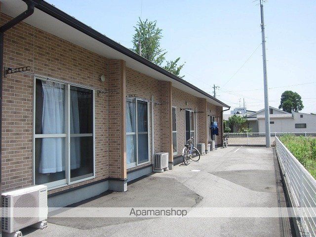 神野ハイツIIの外観写真