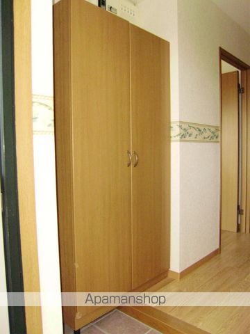 小田急電鉄小田原線 富水駅 徒歩13分 3階建 築27年の内装写真