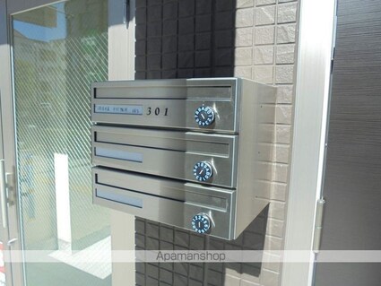 吉田屋ビル[1LDK/53.26m2]の共用部3