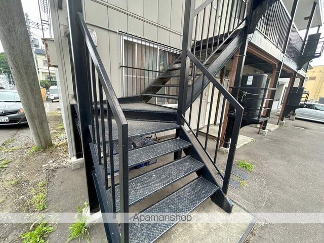 長橋コーポC棟の玄関写真